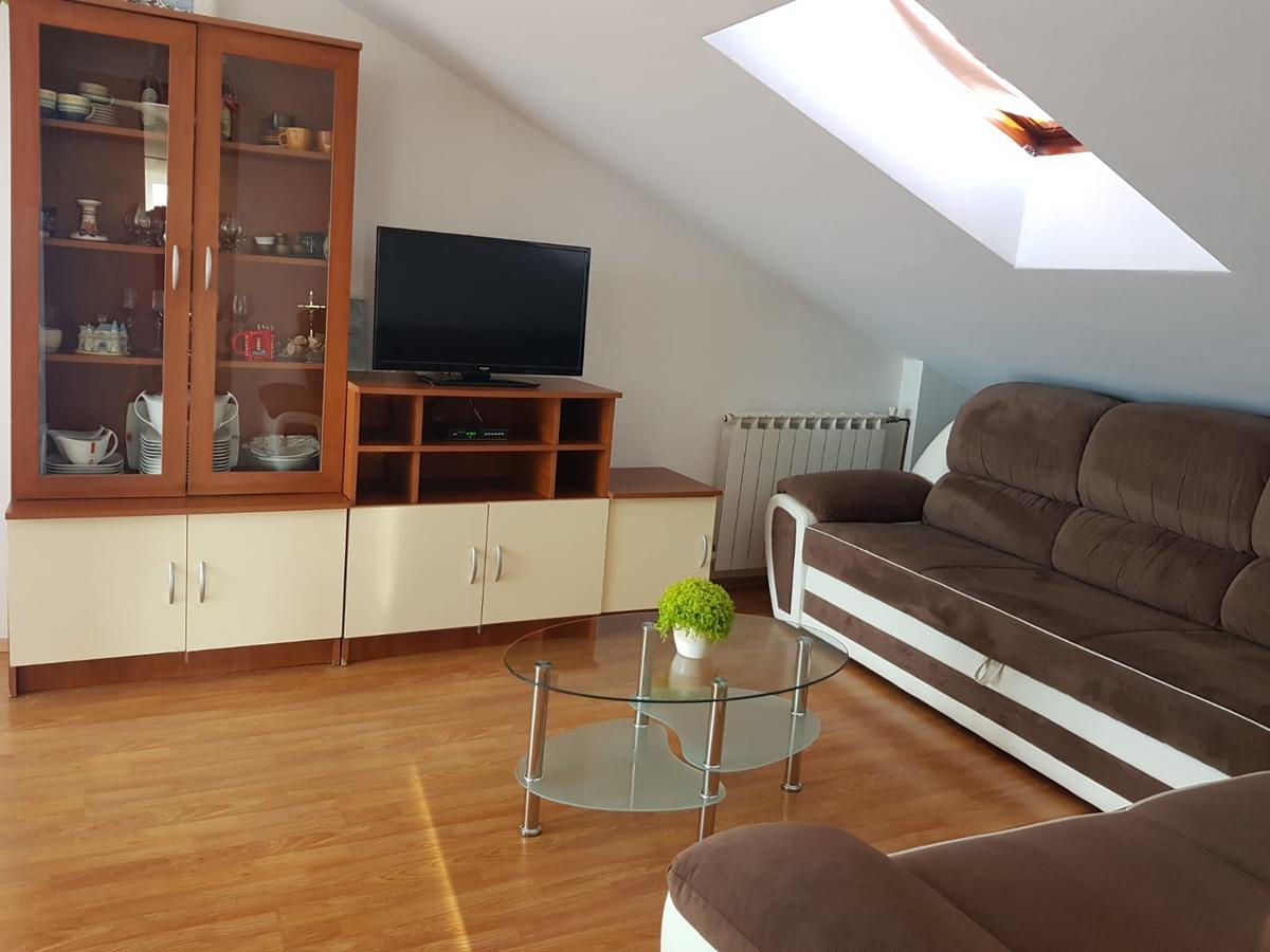 Guest House Katarina Malinska Rom bilde